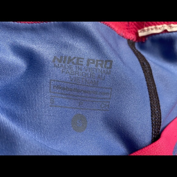 Nike Pro Crop Leggings - Picture 3 of 3